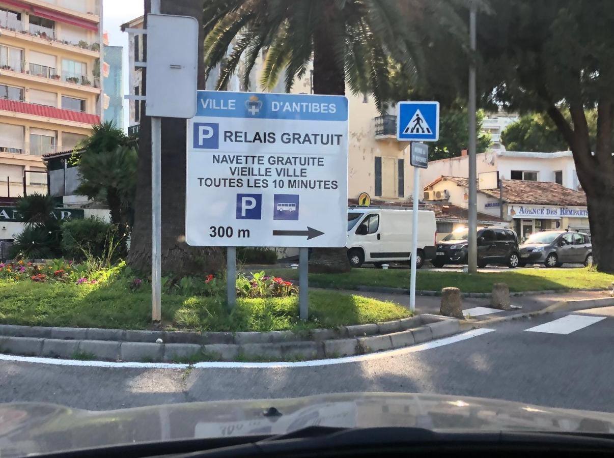 Duplex Fontaine - Appartement Duplex Coeur Vieil Antibes Old City Marche Provencal المظهر الخارجي الصورة