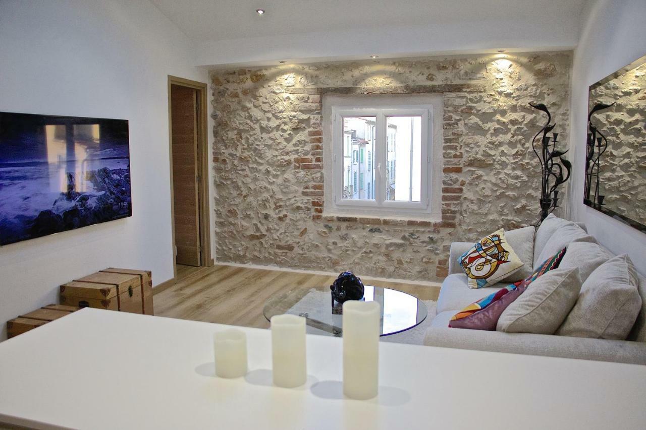 Duplex Fontaine - Appartement Duplex Coeur Vieil Antibes Old City Marche Provencal المظهر الخارجي الصورة