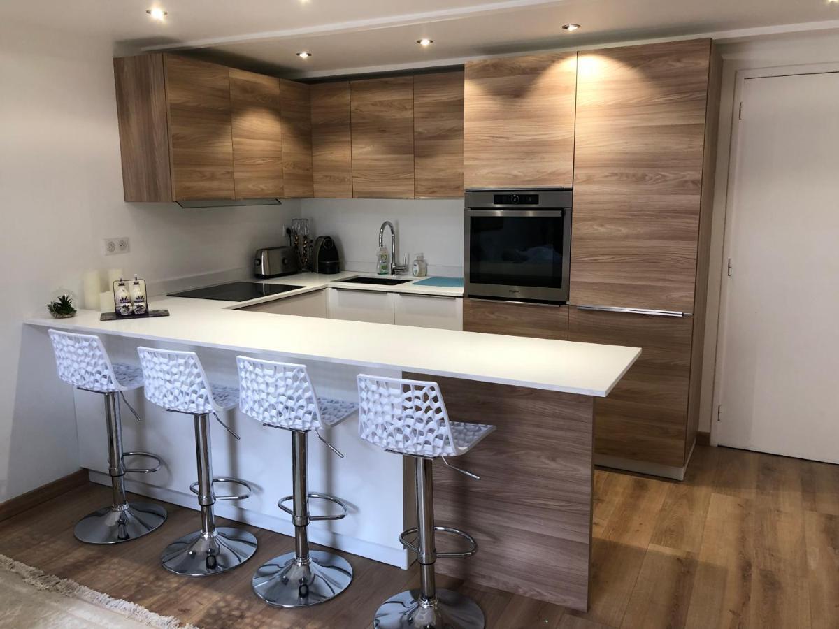 Duplex Fontaine - Appartement Duplex Coeur Vieil Antibes Old City Marche Provencal المظهر الخارجي الصورة